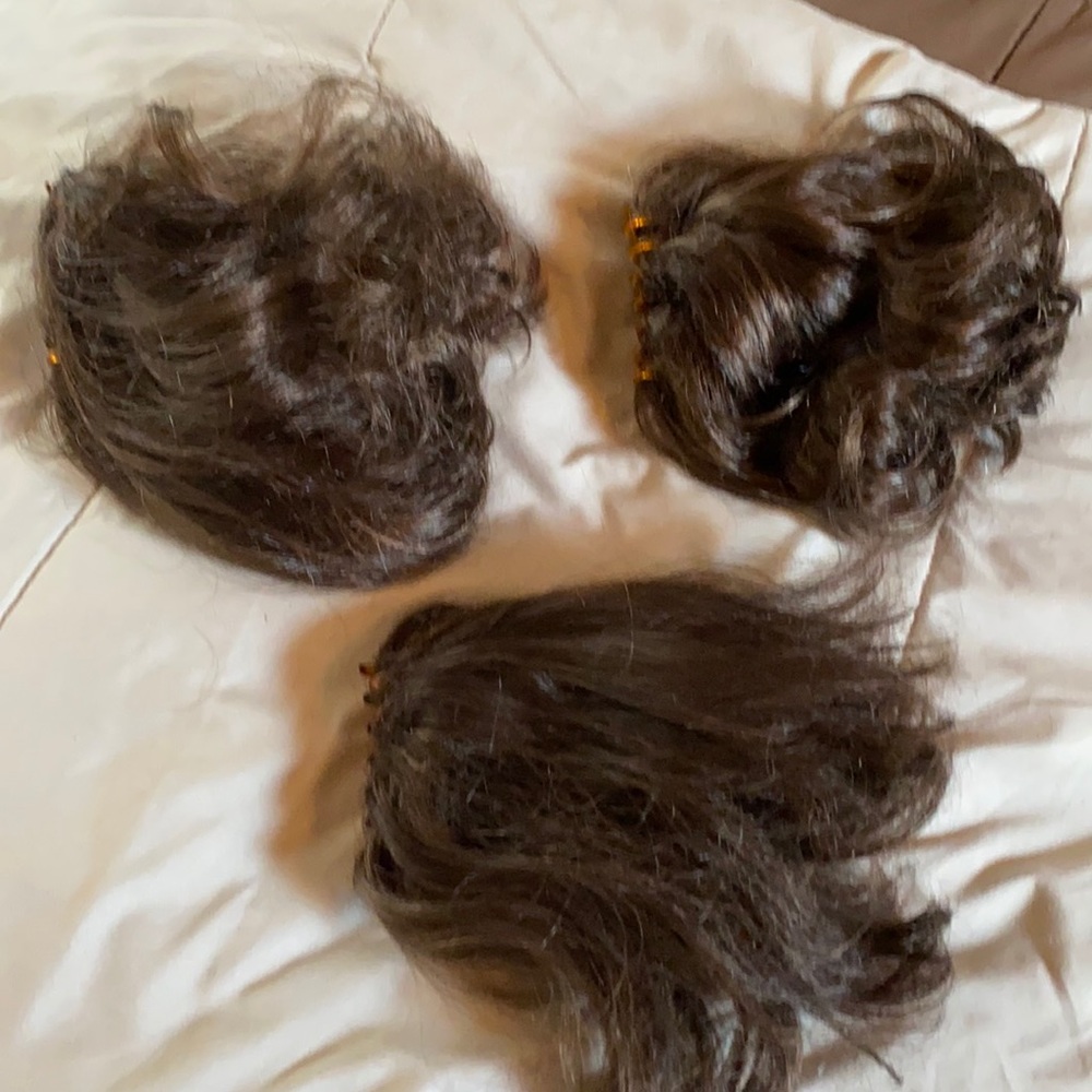 3, 6” Claw Clip in Wavy Ponytail Extensions Medium Brown